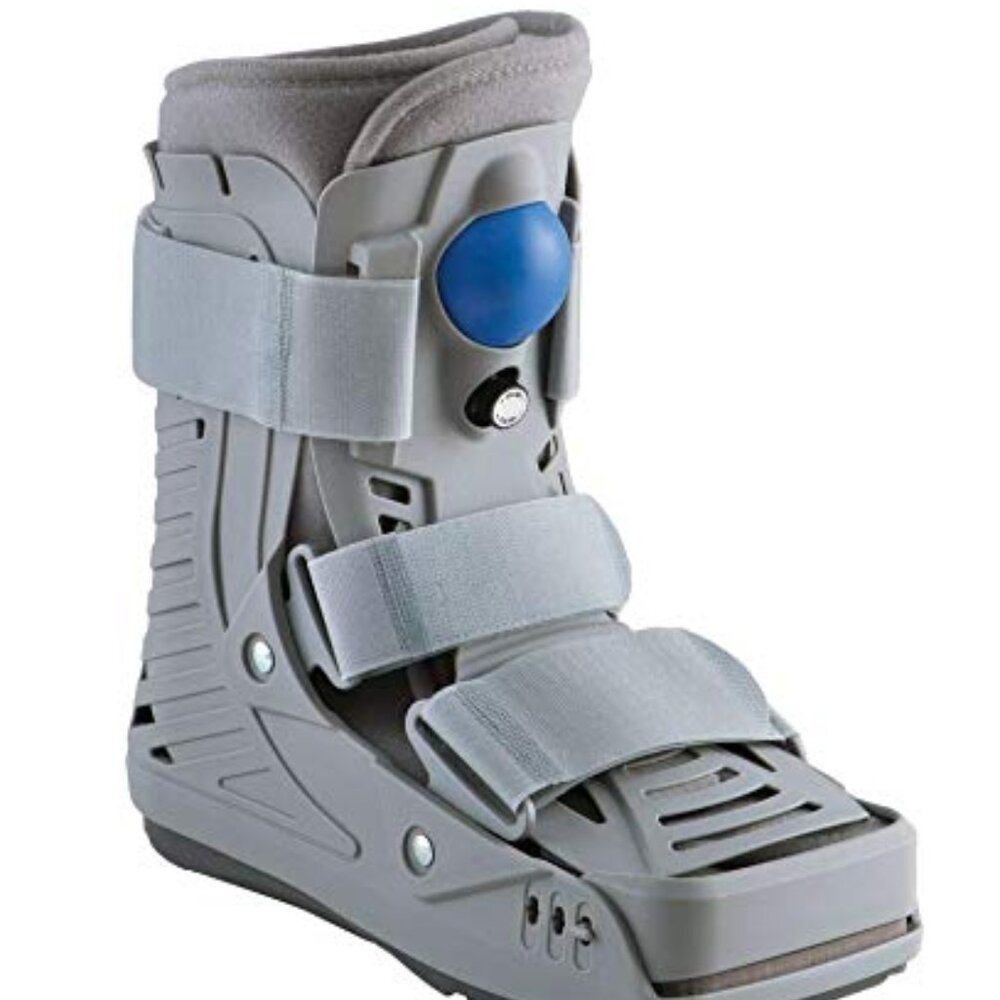 United Ortho 360 Aircast Ankle Walker Boot (Medium)
